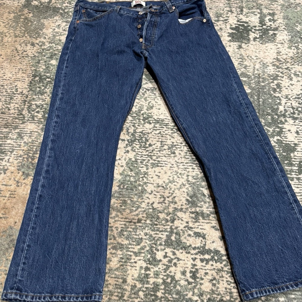 Levis Jeans Mens 38x30 Blue 501 Button Fly Straight Denim EUC